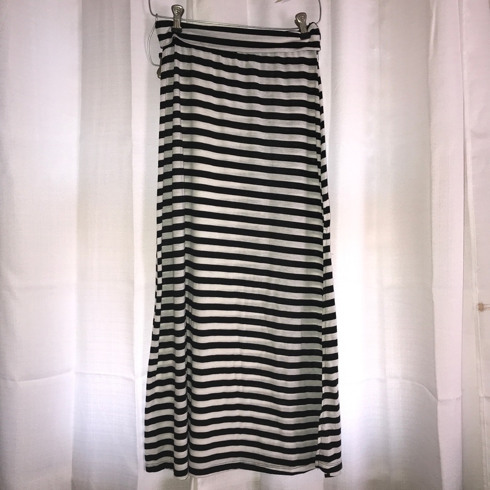 Charlotte Russe maxi skirt, black & white striped